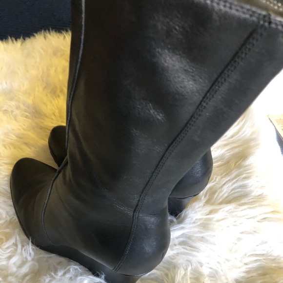 Kenneth Cole boots - Picture 9 of 10